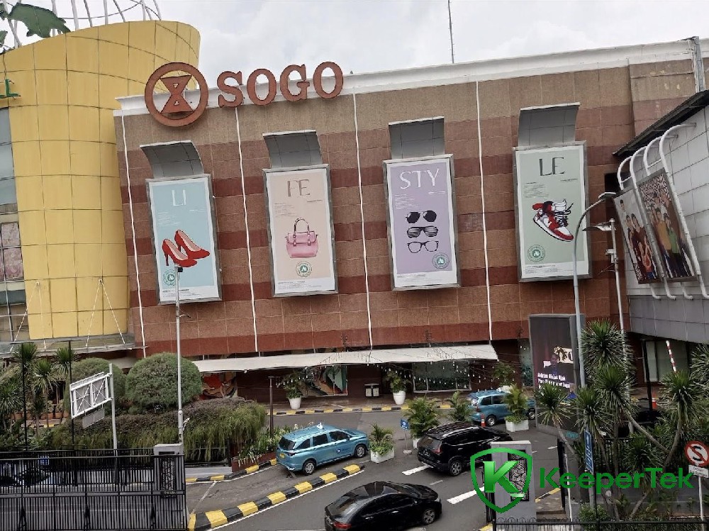 Punta Inda Mall, Indonezio